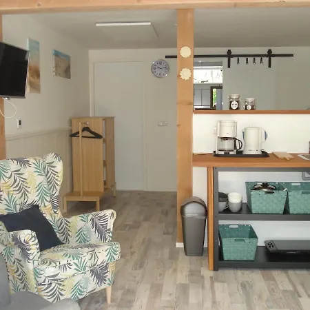 Daire Strandstudio Cato, Vlakbij Zee!